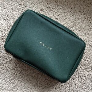 Graff Amenity Kit/ pouch